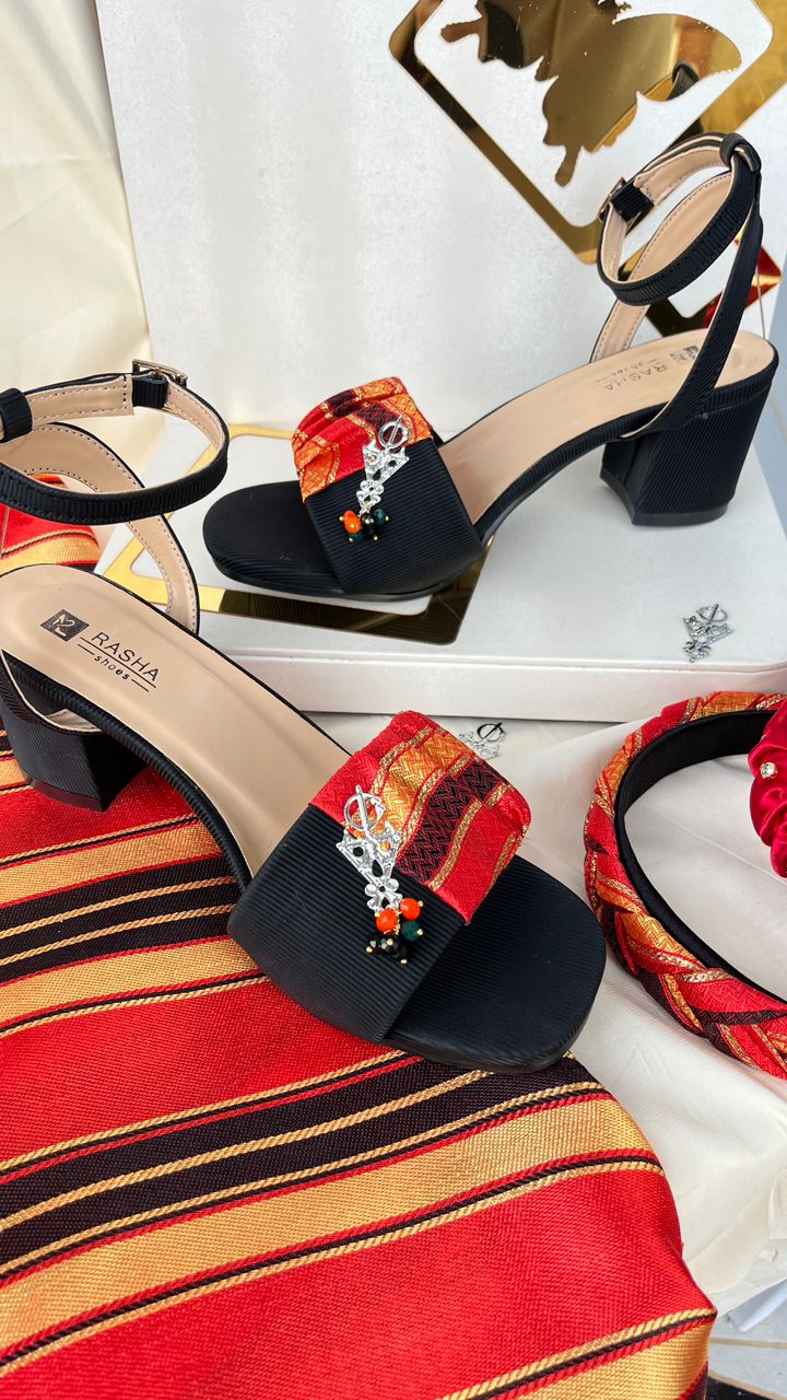 Sandales rouge et noir BY NR